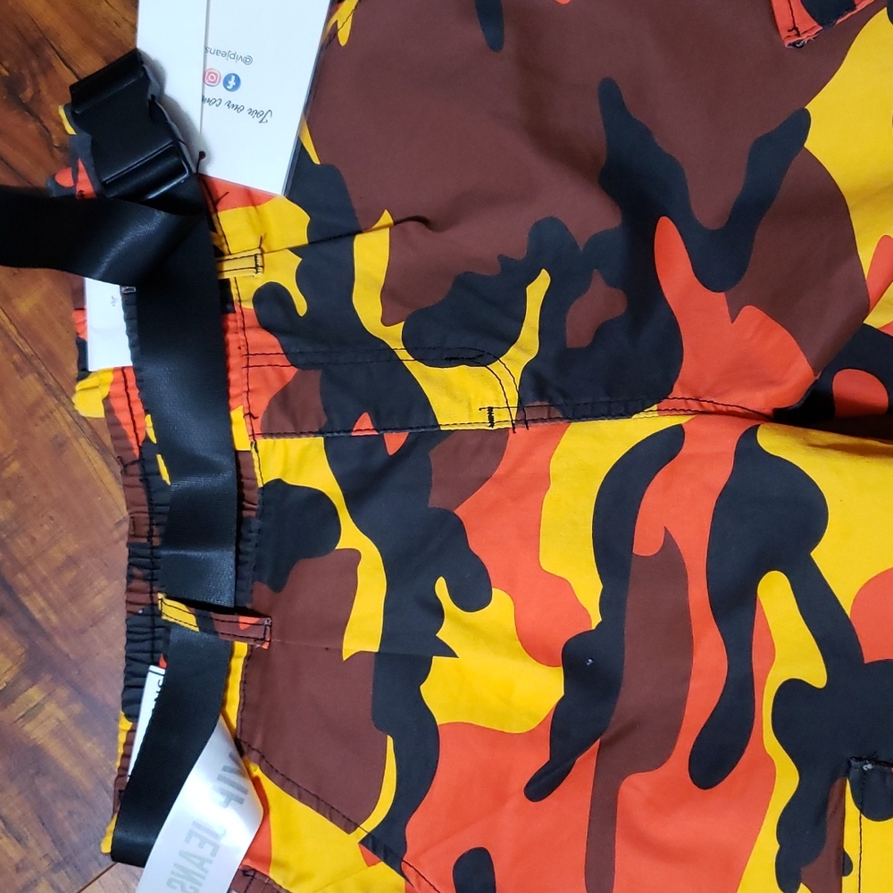 V.I.P Jeans - Picture 2 of 4